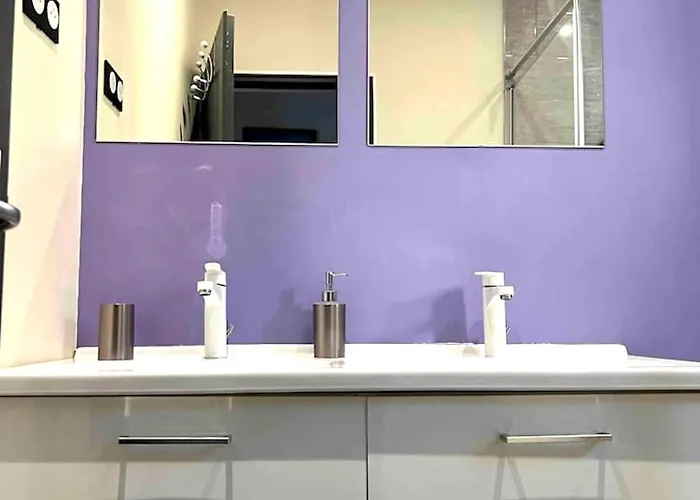 בית נופש Maison Charmante A 55 M² Avec Piscine Partagee *