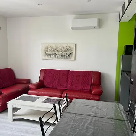 Maison Charmante A 55 M² Avec Piscine Partagee Feriehus