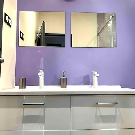 Holiday home Maison Charmante A 55 M² Avec Piscine Partagee *